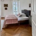 شقة Ni Fravi Apartments, West *