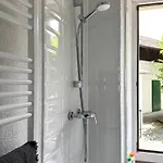 Ni Fravi Apartments, West شقة