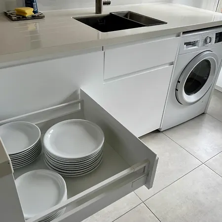 Ni Fravi Apartments, West דירה אינטרלאקן